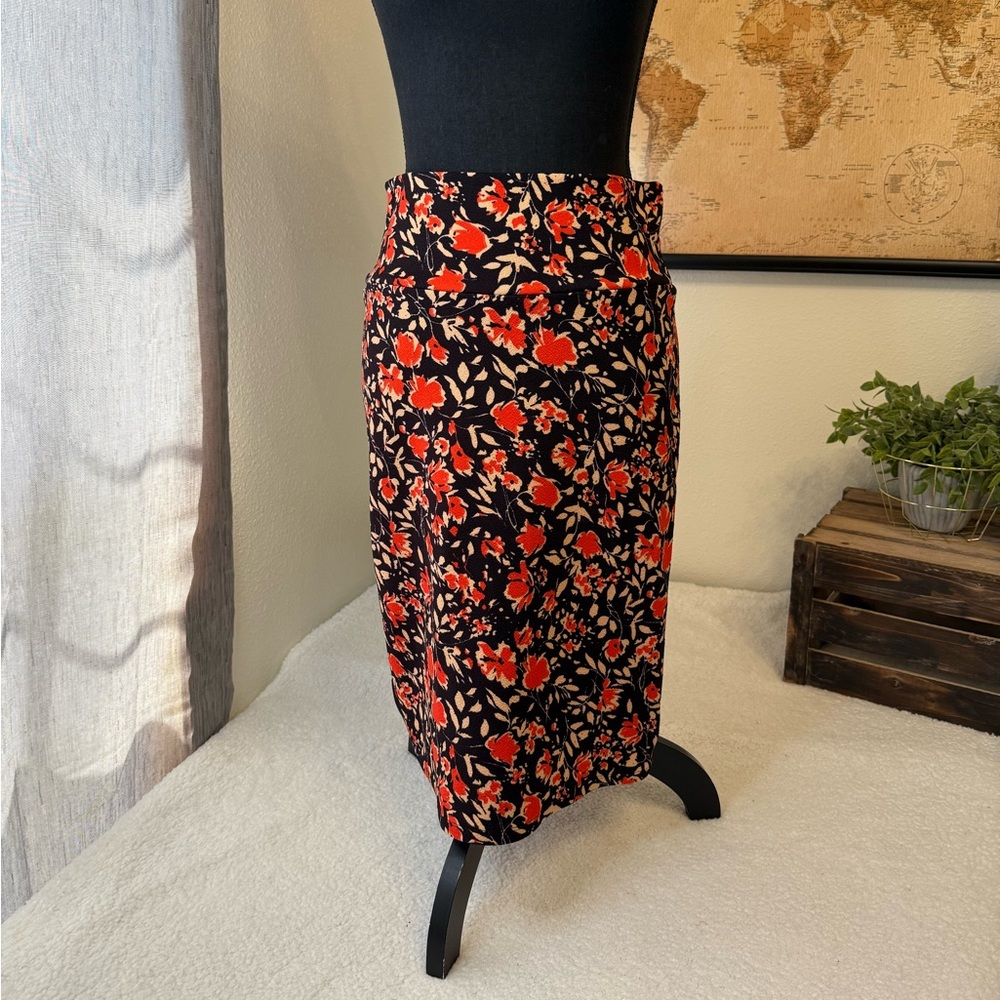 LulaRoe floral Cassie pencil skirt
